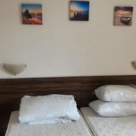Sunset 2-bedroom Apartment *